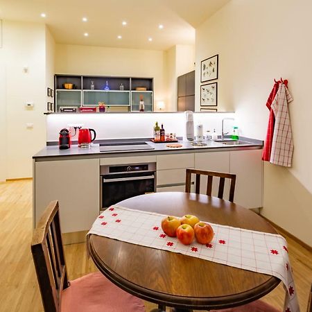 Apartmán La Casa Colorata - Flats In Milan - Bocconi Exteriér fotografie