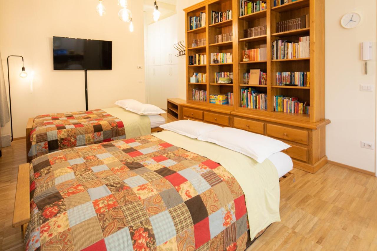 Apartmán La Casa Colorata - Flats In Milan - Bocconi Exteriér fotografie