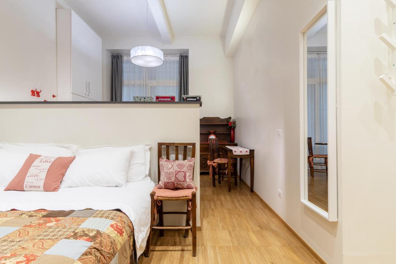 Apartmán La Casa Colorata - Flats In Milan - Bocconi Exteriér fotografie