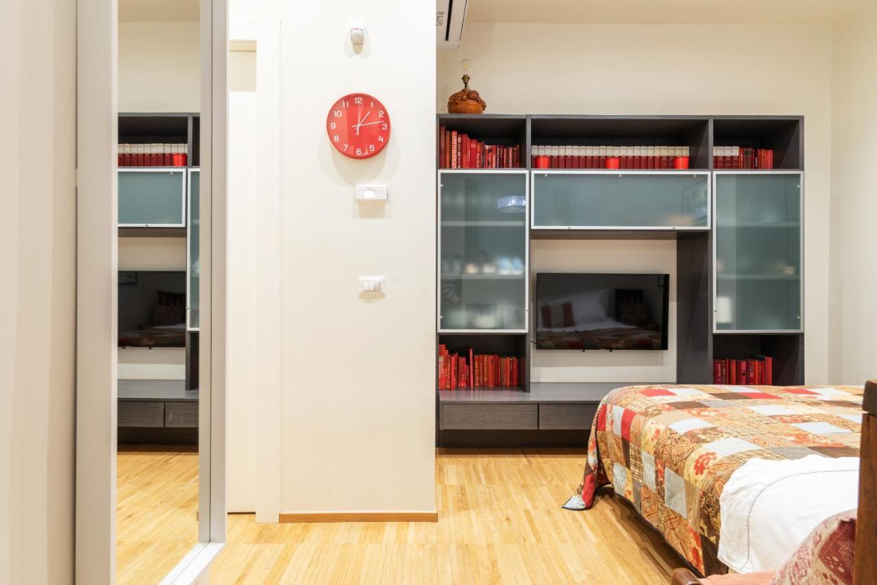 Apartmán La Casa Colorata - Flats In Milan - Bocconi Exteriér fotografie